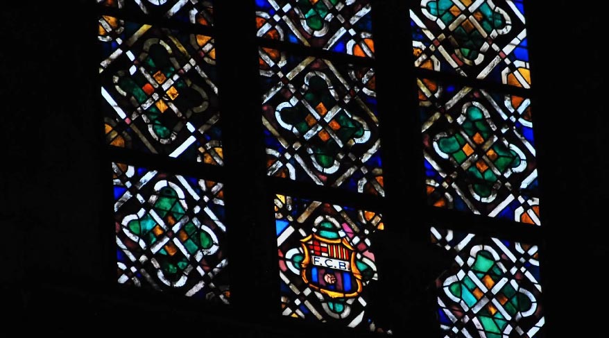 La Catedral del Mar y el escudo del Barça: historia de una vidriera inesperada