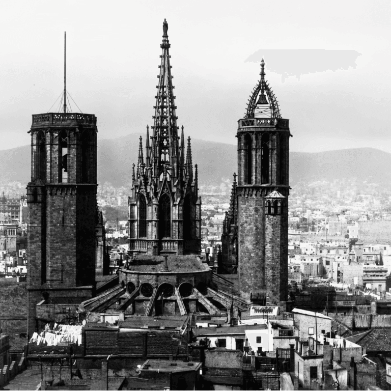 Fachada modernista en Barcelona