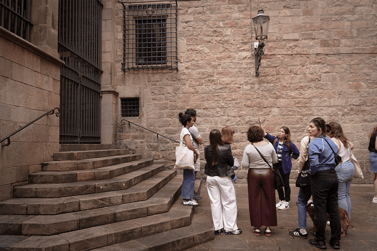 Recorrido con audioguía gratis por el Barrio Gótico de Barcelona cerca de la Catedral de Barcelona